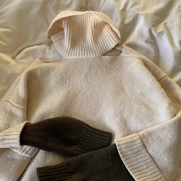 MONSE cutout high neck sweater - Picture 6 of 9